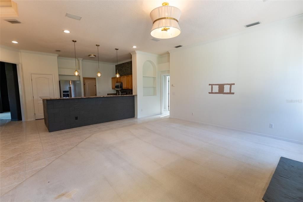 For Sale: $599,900 (4 beds, 2 baths, 3199 Square Feet)