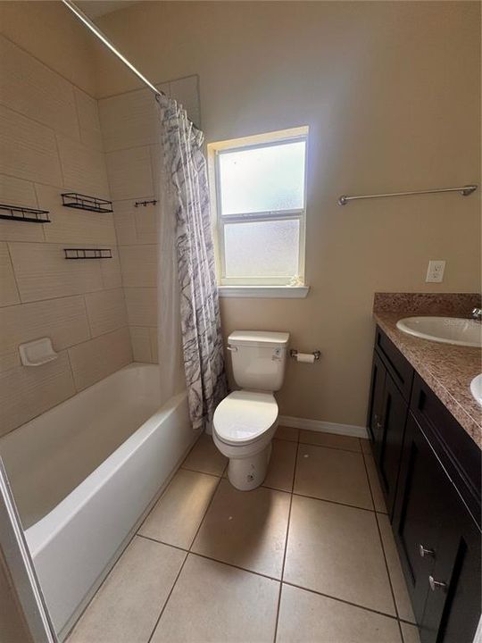 В аренду: $1,650 (6 спален, 4 ванн, 2580 Квадратных фут)