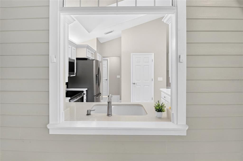 For Sale: $369,000 (3 beds, 2 baths, 1890 Square Feet)