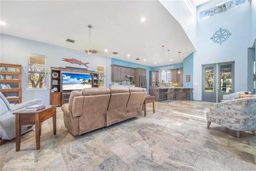 For Sale: $1,200,000 (2 beds, 2 baths, 1693 Square Feet)