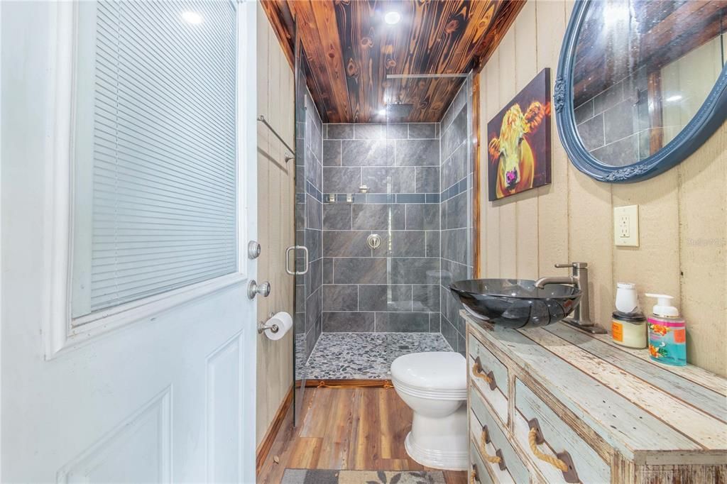 For Sale: $1,200,000 (2 beds, 2 baths, 1693 Square Feet)