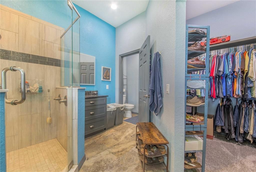 For Sale: $1,200,000 (2 beds, 2 baths, 1693 Square Feet)