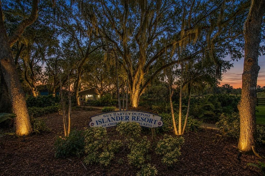 For Sale: $1,200,000 (2 beds, 2 baths, 1693 Square Feet)