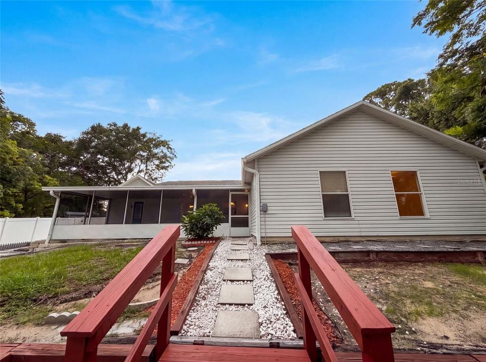 For Sale: $318,000 (3 beds, 2 baths, 1908 Square Feet)