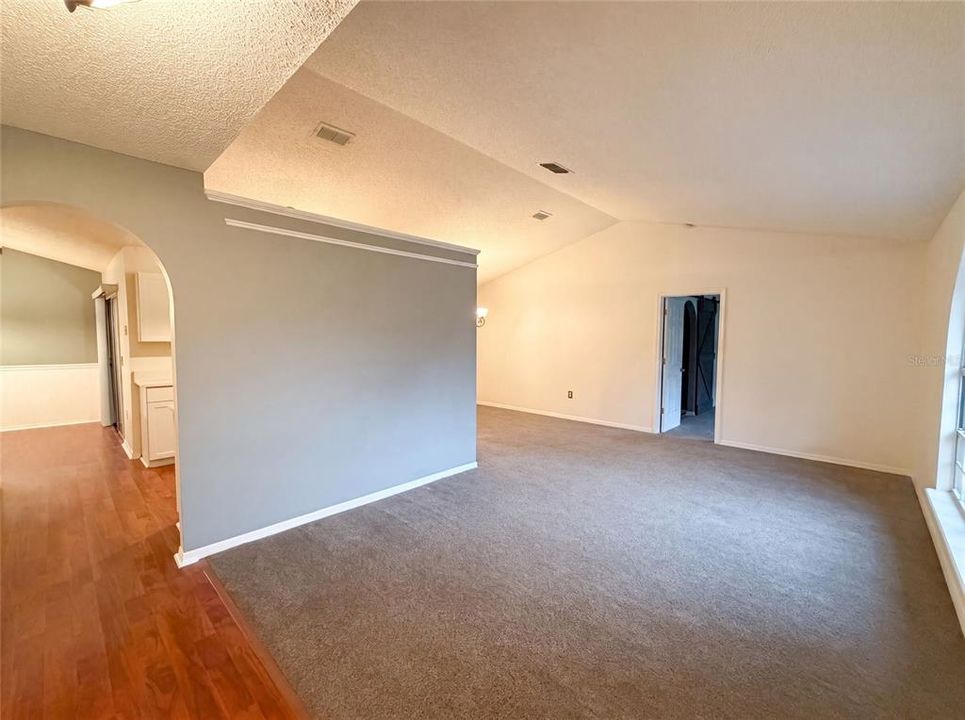 For Sale: $318,000 (3 beds, 2 baths, 1908 Square Feet)