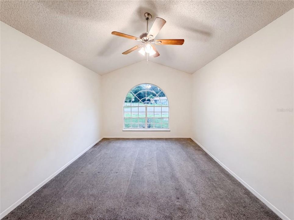 For Sale: $318,000 (3 beds, 2 baths, 1908 Square Feet)