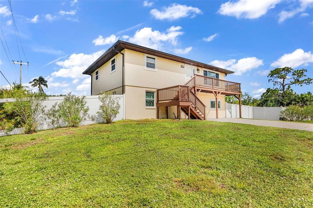 En Venta: $465,000 (3 camas, 2 baños, 2240 Pies cuadrados)