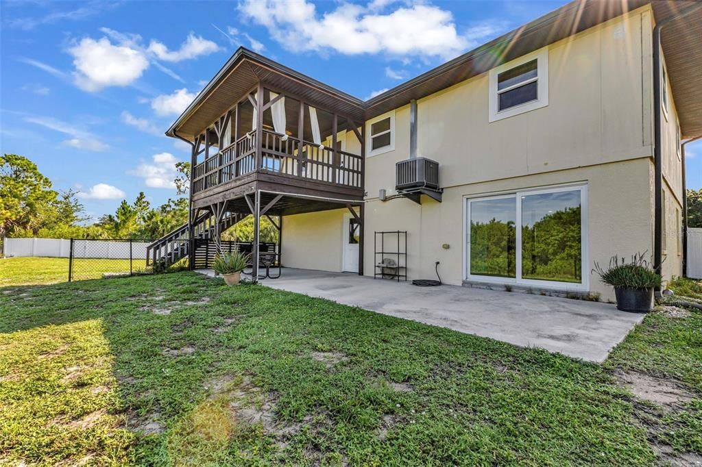 En Venta: $465,000 (3 camas, 2 baños, 2240 Pies cuadrados)