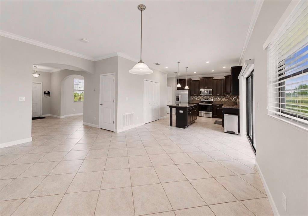 For Sale: $505,000 (5 beds, 3 baths, 3760 Square Feet)