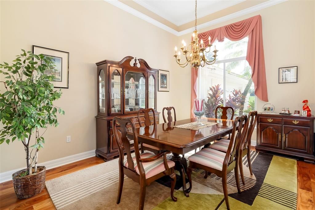 En Venta: $1,425,000 (4 camas, 3 baños, 3361 Pies cuadrados)