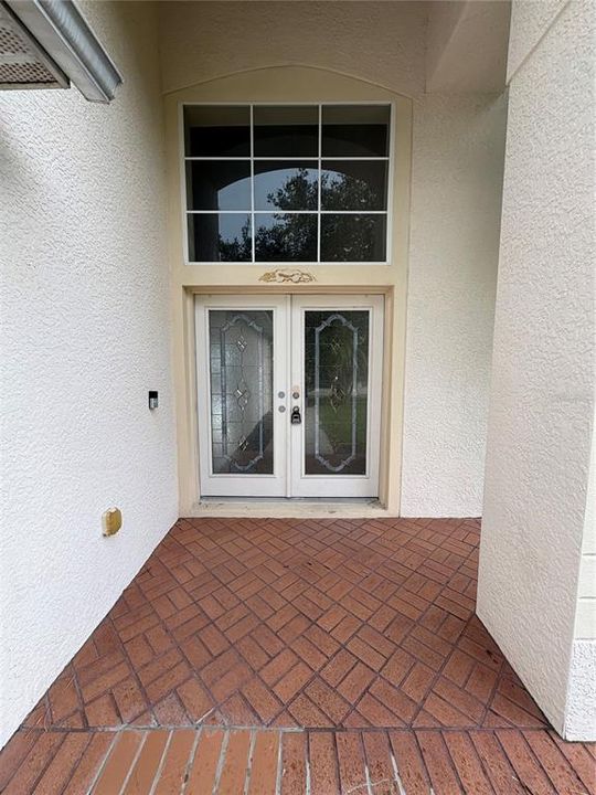 For Sale: $429,900 (4 beds, 2 baths, 2833 Square Feet)