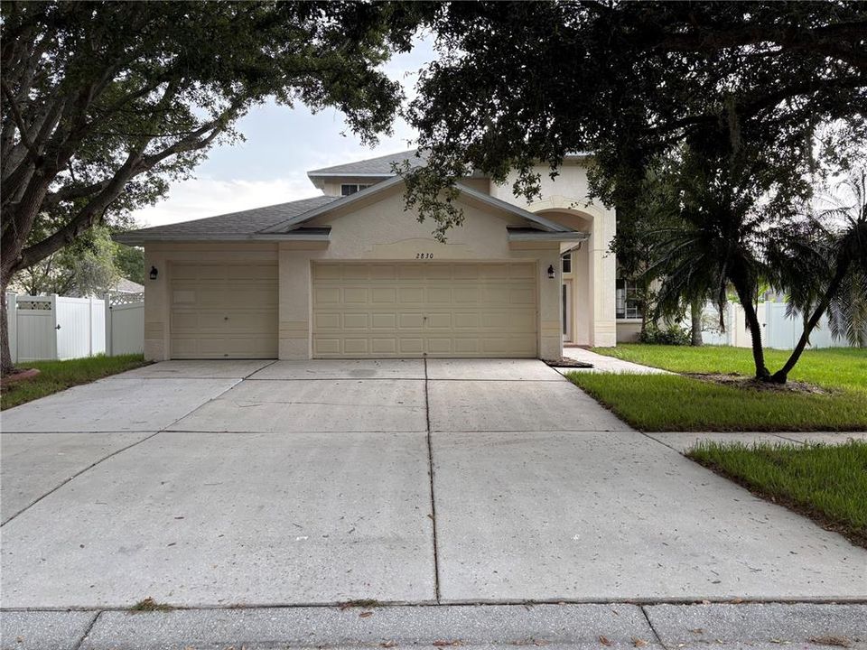 For Sale: $429,900 (4 beds, 2 baths, 2833 Square Feet)
