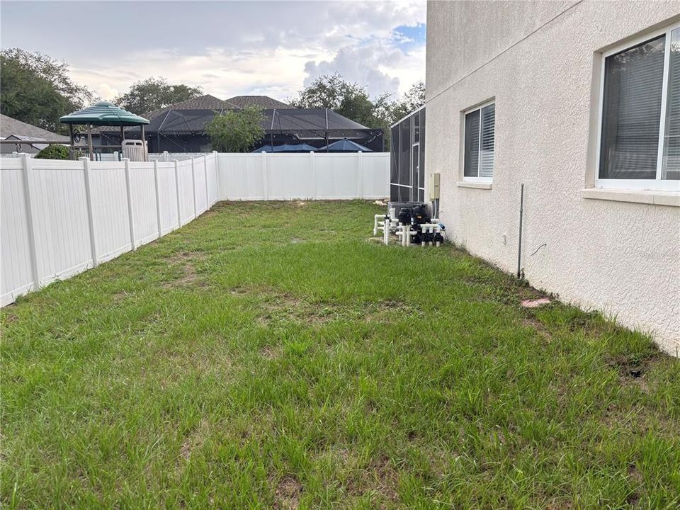 For Sale: $429,900 (4 beds, 2 baths, 2833 Square Feet)