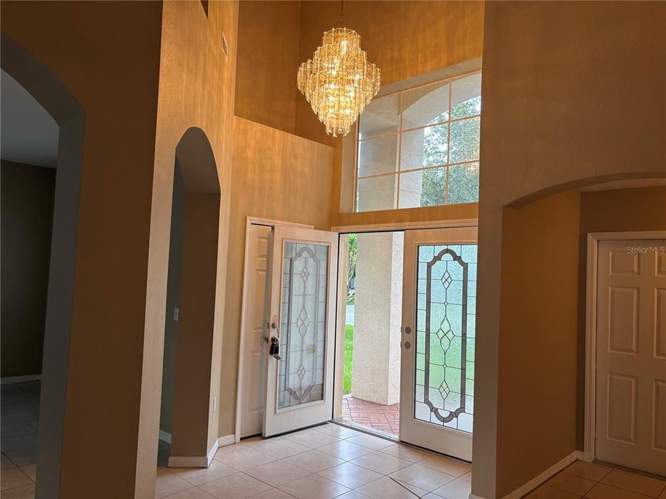 For Sale: $429,900 (4 beds, 2 baths, 2833 Square Feet)