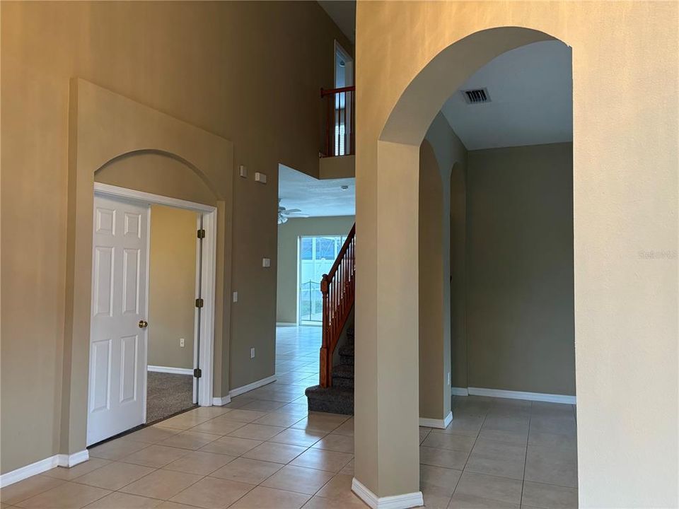 For Sale: $429,900 (4 beds, 2 baths, 2833 Square Feet)