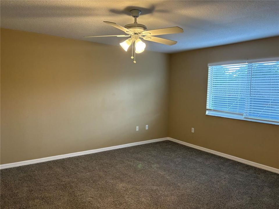 For Sale: $429,900 (4 beds, 2 baths, 2833 Square Feet)