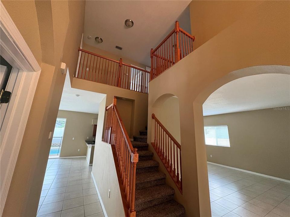For Sale: $429,900 (4 beds, 2 baths, 2833 Square Feet)