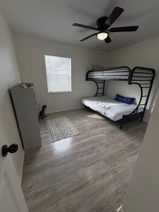 For Sale: $315,000 (3 beds, 2 baths, 1122 Square Feet)