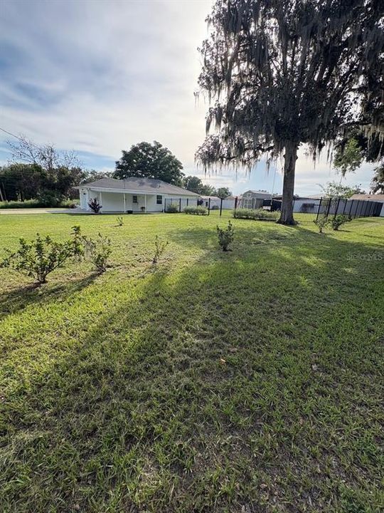 For Sale: $315,000 (3 beds, 2 baths, 1122 Square Feet)