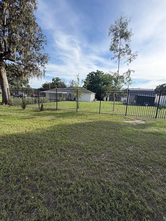For Sale: $315,000 (3 beds, 2 baths, 1122 Square Feet)