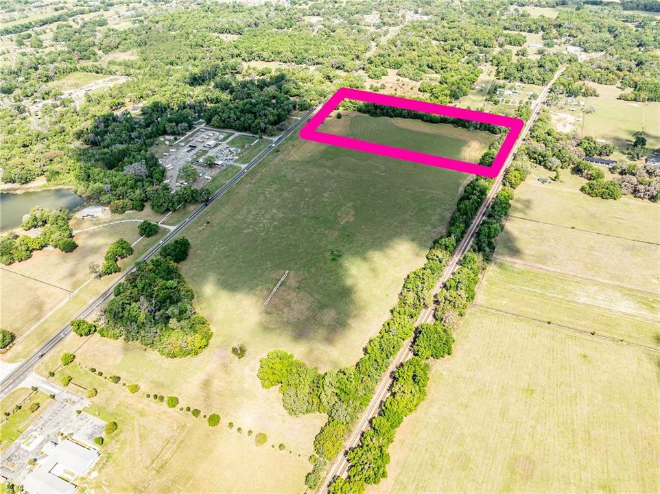 На продажу: $350,000 (10.10 acres)
