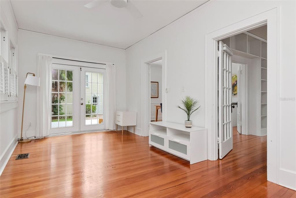 En Renta: $6,990 (4 camas, 3 baños, 2736 Pies cuadrados)