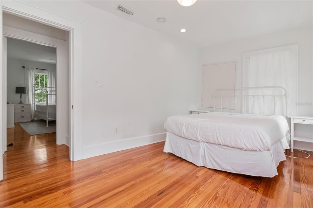 En Renta: $6,990 (4 camas, 3 baños, 2736 Pies cuadrados)