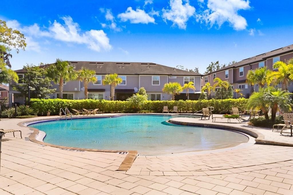En Venta: $264,900 (2 camas, 2 baños, 1588 Pies cuadrados)