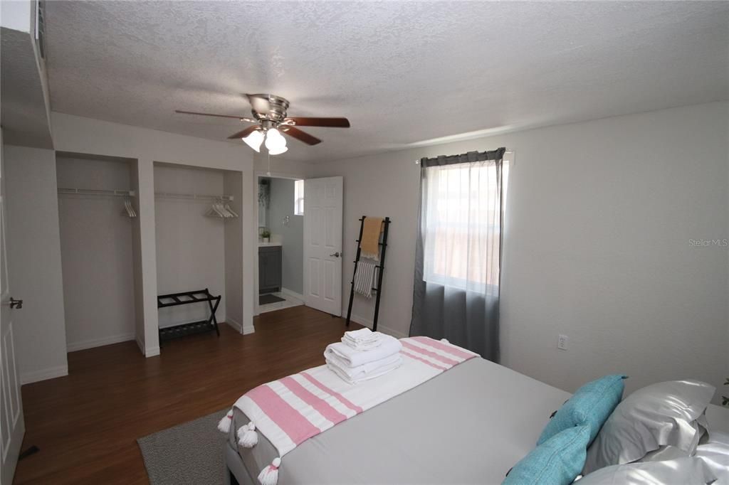 В аренду: $3,595 (4 спален, 2 ванн, 1391 Квадратных фут)