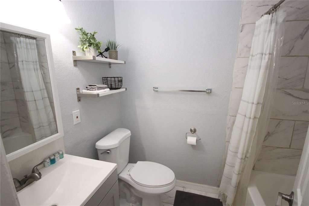 В аренду: $3,595 (4 спален, 2 ванн, 1391 Квадратных фут)