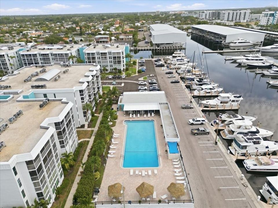 На продажу: $385,000 (3 спален, 2 ванн, 1500 Квадратных фут)