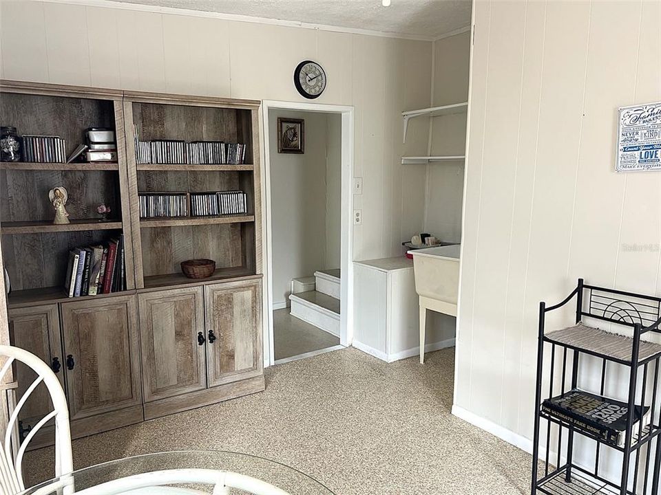 Active With Contract: $119,000 (2 beds, 2 baths, 1292 Square Feet)