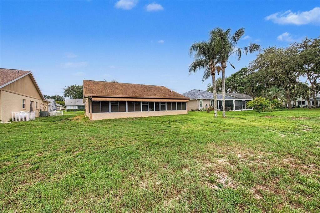На продажу: $349,500 (2 спален, 2 ванн, 1714 Квадратных фут)