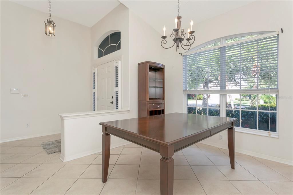En Venta: $350,000 (3 camas, 2 baños, 1610 Pies cuadrados)