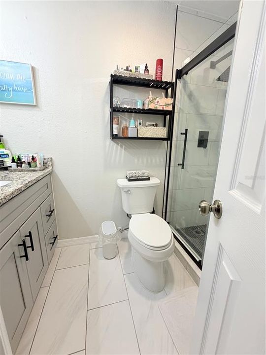 En Venta: $240,000 (2 camas, 2 baños, 937 Pies cuadrados)