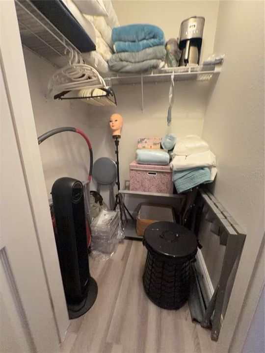 En Venta: $240,000 (2 camas, 2 baños, 937 Pies cuadrados)