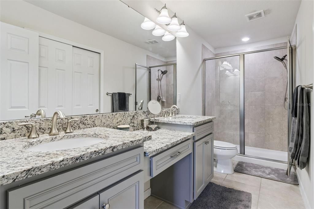 For Sale: $279,900 (2 beds, 2 baths, 1588 Square Feet)