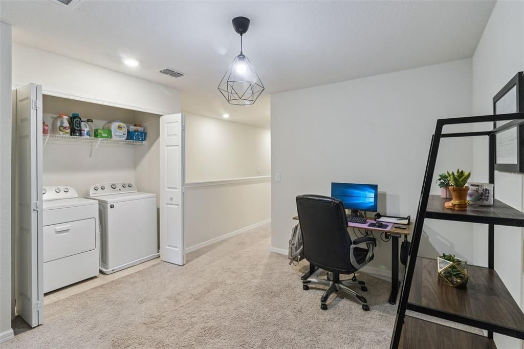 For Sale: $279,900 (2 beds, 2 baths, 1588 Square Feet)