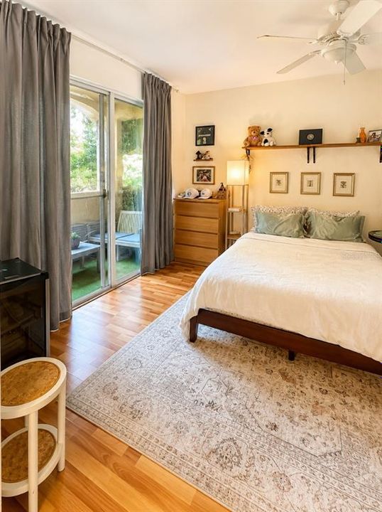 For Sale: $309,500 (3 beds, 3 baths, 1423 Square Feet)