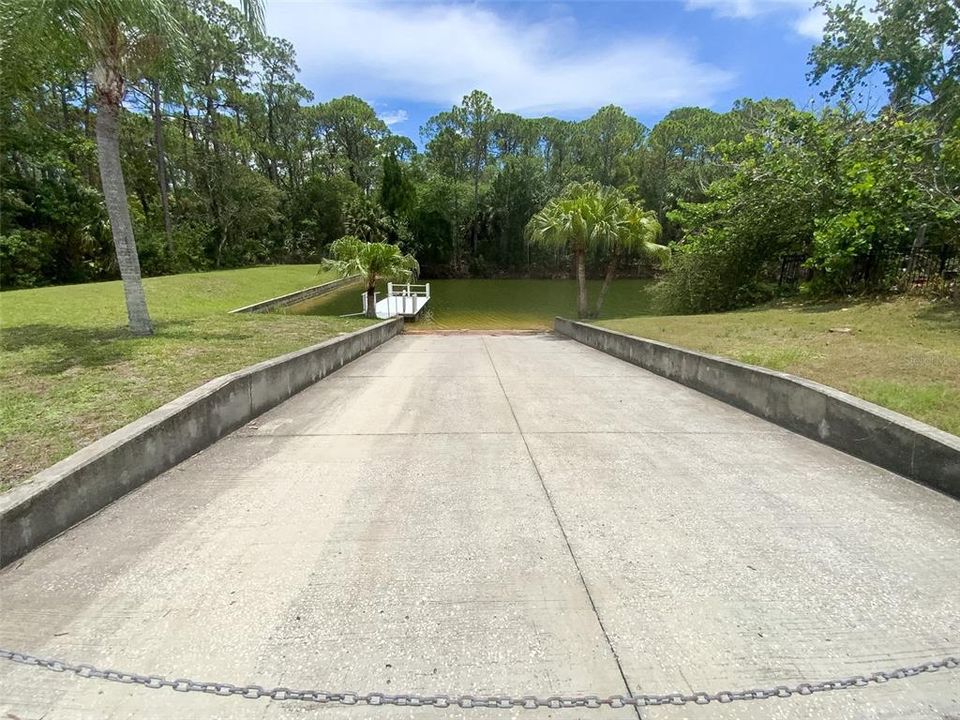 待售: $64,900 (0.17 acres)