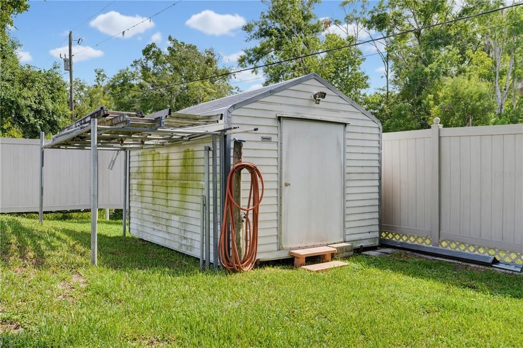 En Venta: $249,999 (5 camas, 2 baños, 2866 Pies cuadrados)