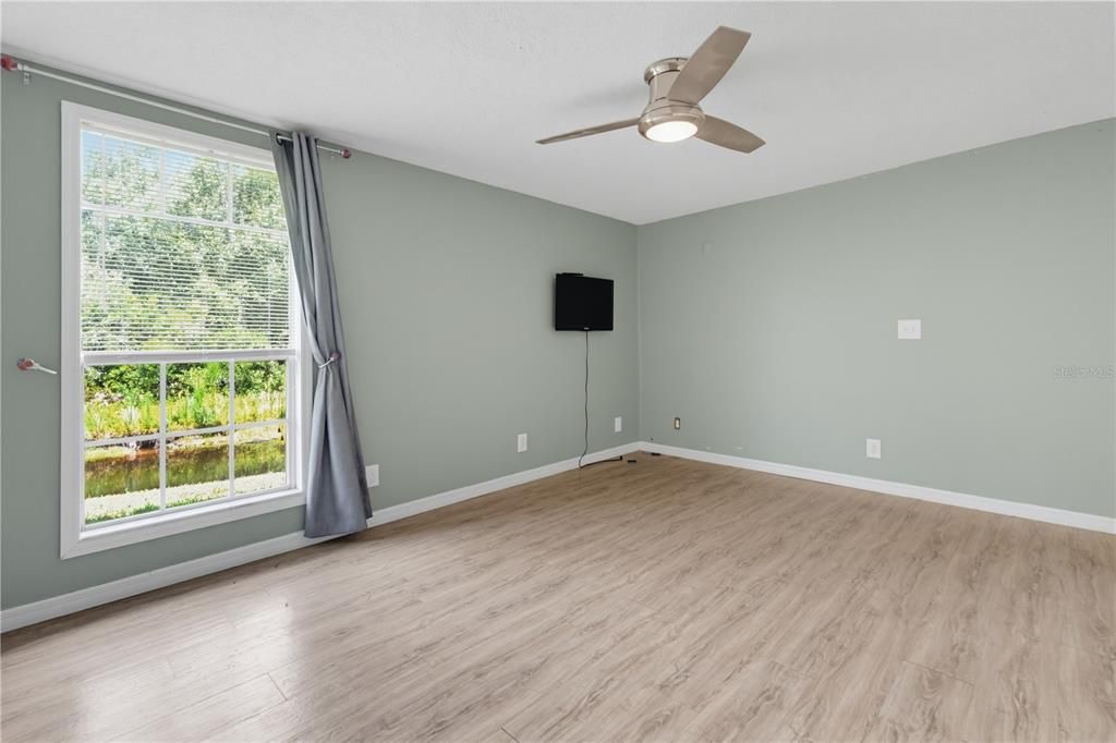 En Venta: $249,999 (5 camas, 2 baños, 2866 Pies cuadrados)