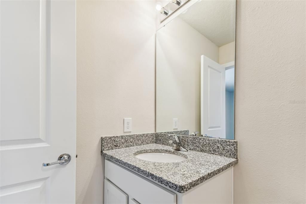 En Venta: $644,760 (5 camas, 4 baños, 3598 Pies cuadrados)