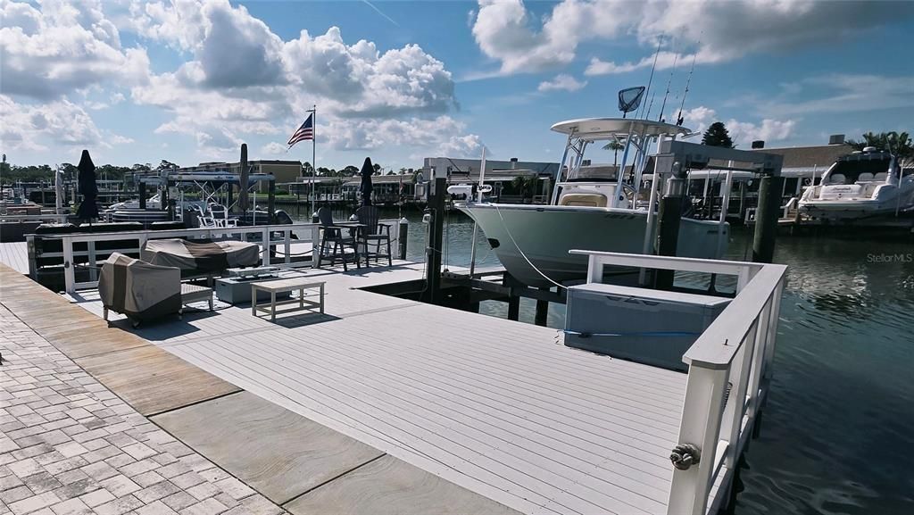 For Rent: $3,400 (2 beds, 2 baths, 1400 Square Feet)