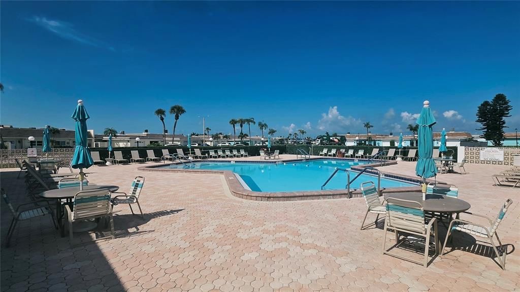 For Rent: $3,400 (2 beds, 2 baths, 1400 Square Feet)