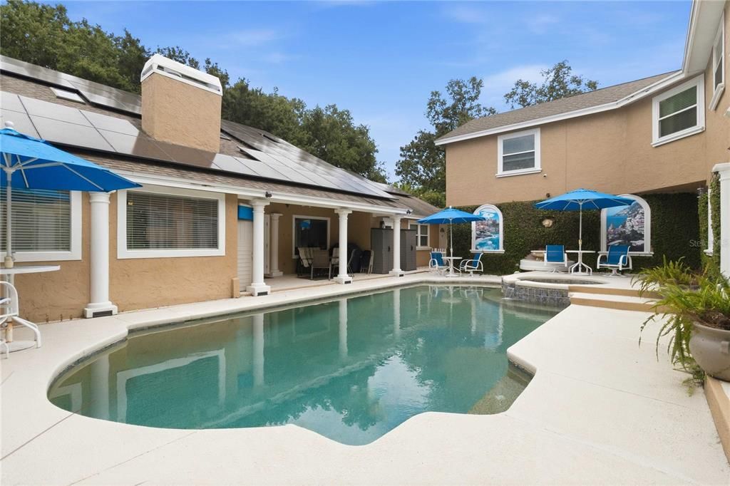 En Venta: $2,150,000 (8 camas, 9 baños, 8386 Pies cuadrados)