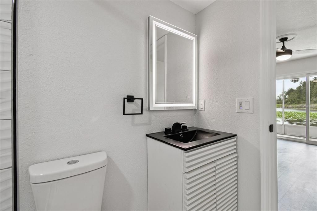 For Rent: $2,250 (3 beds, 2 baths, 1437 Square Feet)