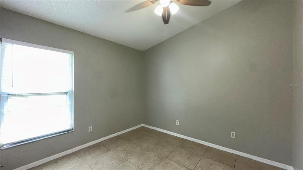 For Rent: $2,250 (3 beds, 2 baths, 1468 Square Feet)