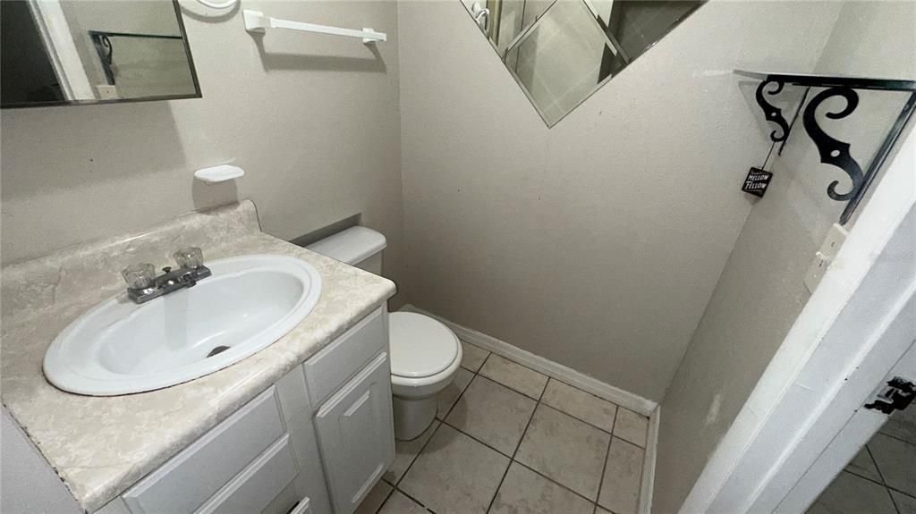 For Rent: $2,250 (3 beds, 2 baths, 1468 Square Feet)
