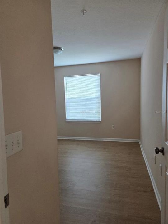 В аренду: $1,900 (3 спален, 2 ванн, 1231 Квадратных фут)